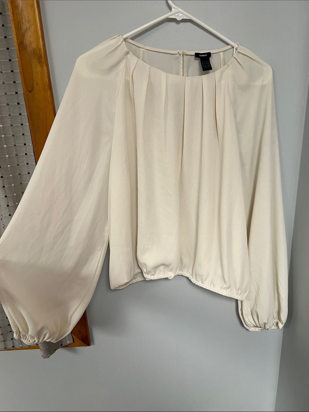 Express Cream Blouse